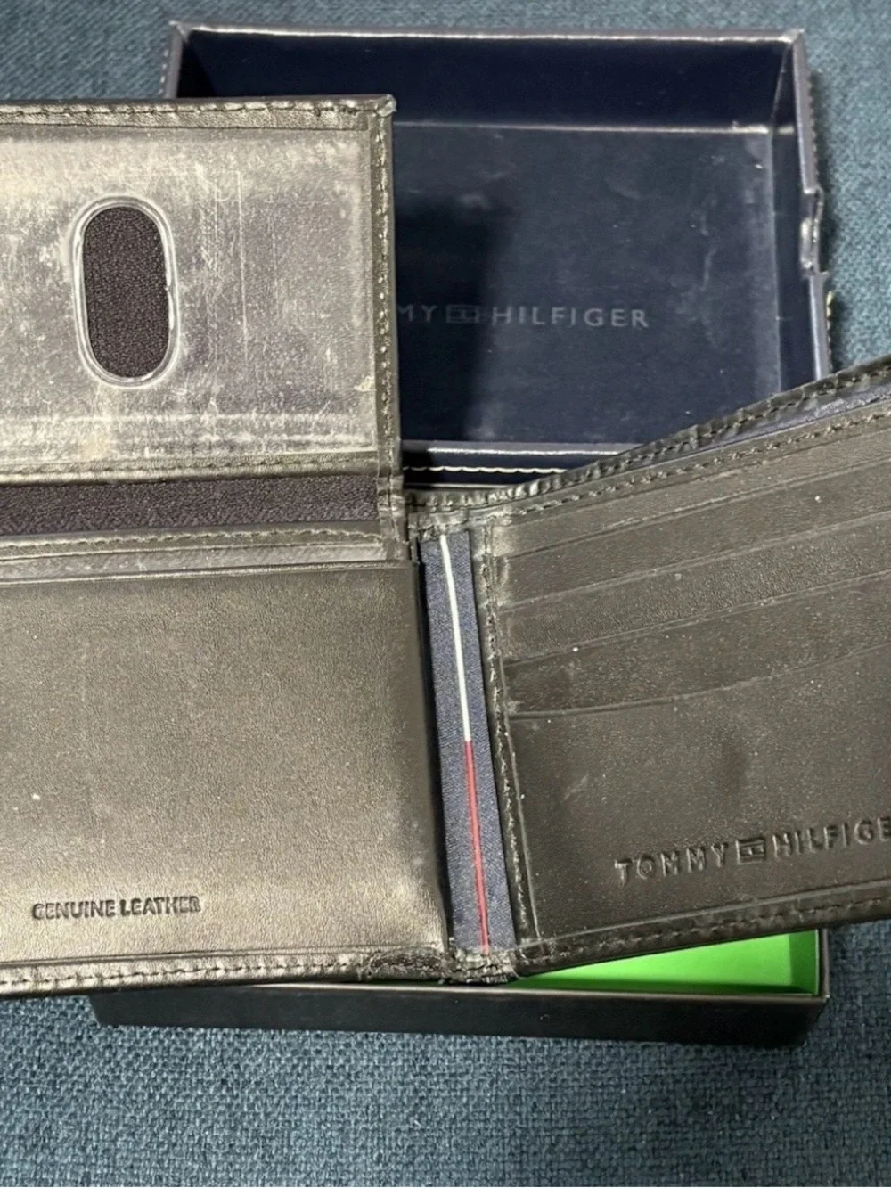 Tommy Hilfiger Black Leather Bi-Fold Wallet with ID Window